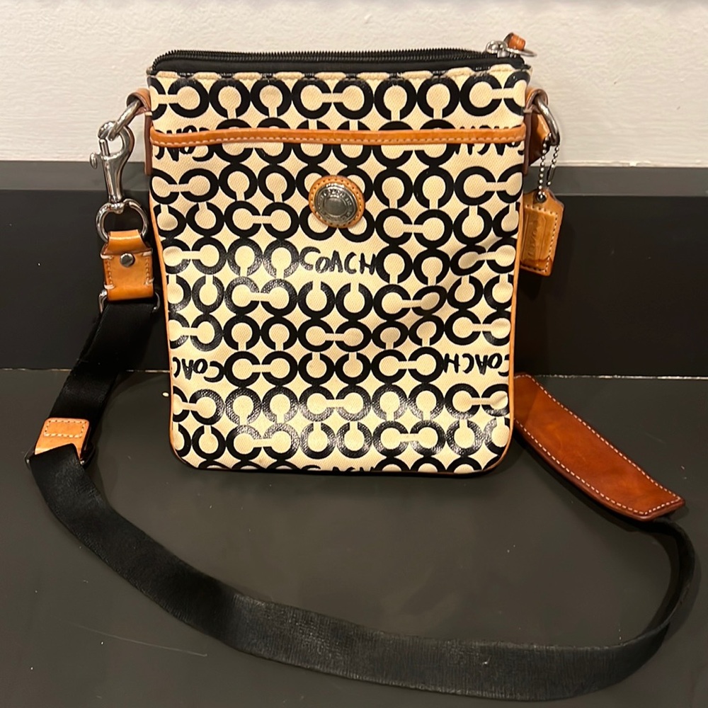 Crossbody Coach bag - cream and black with silver details